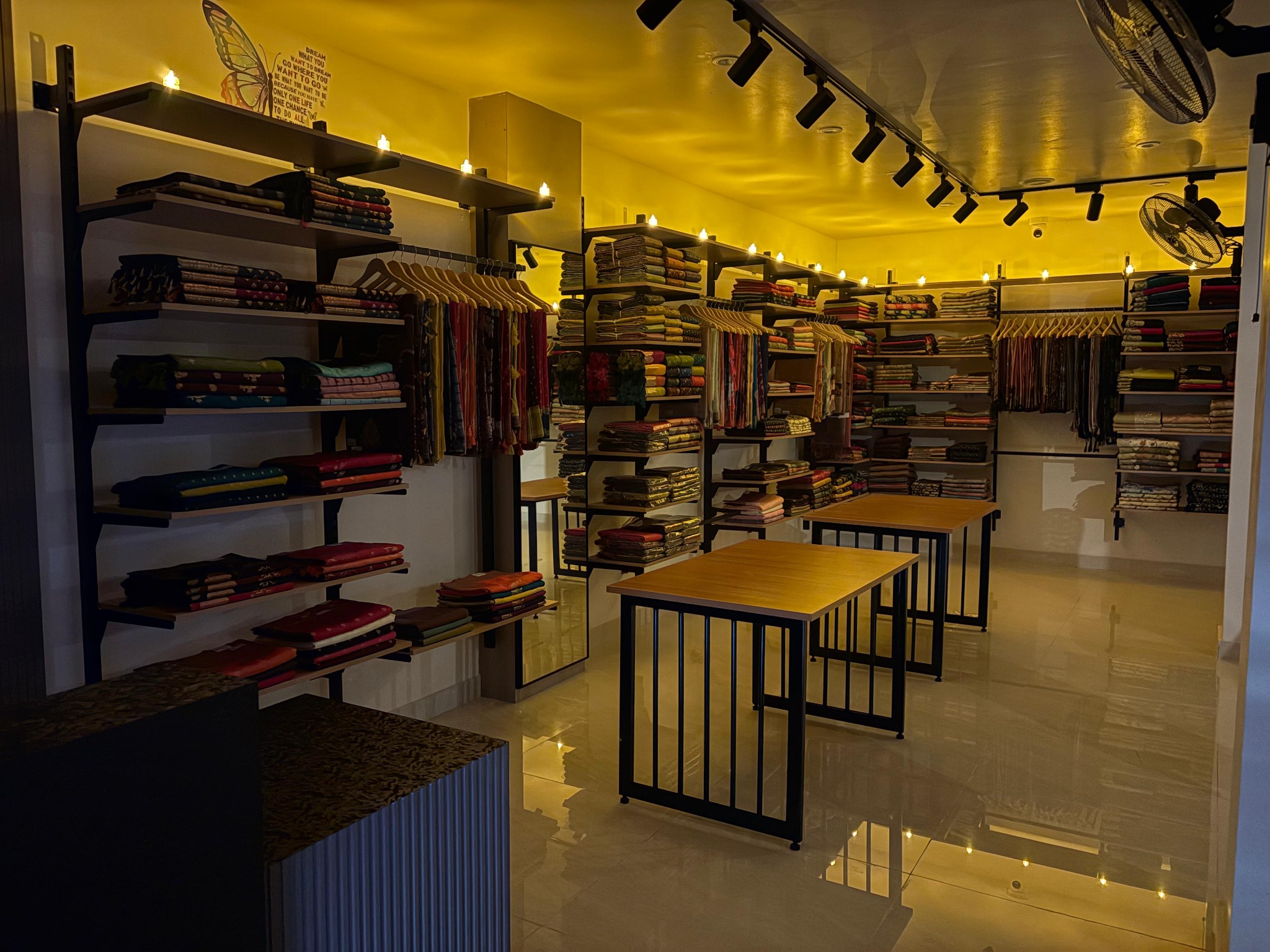 Evening ambience with warm wall wash and displays